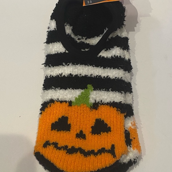 3-Piece Bundle of Women's Halloween Jack-o-Lantern-Themed Accessories NWT - Picture 2 of 5